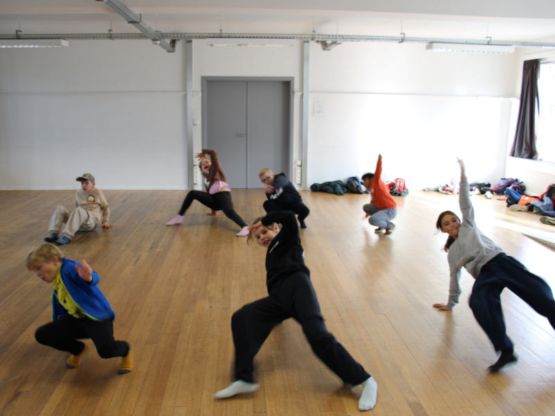 LET’S DANCE | 6-9 jaar | Halle {dans/breakdance}